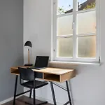 Backhome - Xl - Parkhaus - Fantastische Schlosslage - Smarttv - Waschmaschine - Netflix - 90qm - 24h Checkin - 2 Apartment
