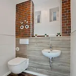 Backhome - Xl - Parkhaus - Fantastische Schlosslage - Smarttv - Waschmaschine - Netflix - 90qm - 24h Checkin - 2 Apartment *
