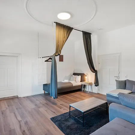 Backhome - Xl - Parkhaus - Fantastische Schlosslage - Smarttv - Waschmaschine - Netflix - 90qm - 24h Checkin - 2 Apartamento