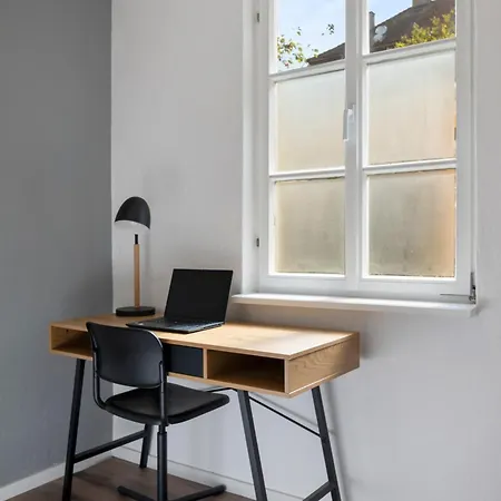 Backhome - Xl - Parkhaus - Fantastische Schlosslage - Smarttv - Waschmaschine - Netflix - 90qm - 24h Checkin - 2 公寓